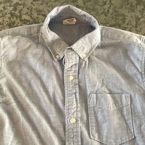 Classic Gap blue Oxford button down. Perfect condition. Needs an iron 🤣